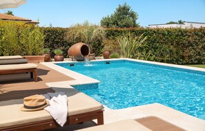A heated pool - Nice home in Antonci with WiFi (Antonci)
