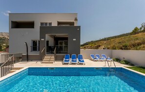 Pool - 4 bedroom amazing home in Tugare (Tugare)