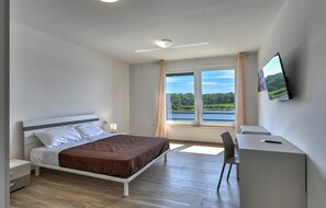 6 habitaciones, wifi gratis y ropa de cama 