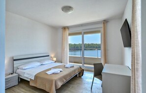 6 Schlafzimmer, kostenloses WLAN, Bettwäsche