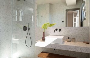 Shower, hair dryer - 4 bedroom awesome home in Zadar (Zadar)