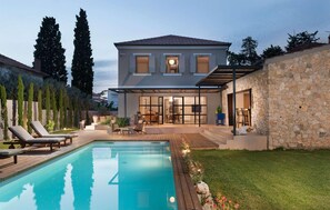 Pool - 4 bedroom awesome home in Zadar (Zadar)