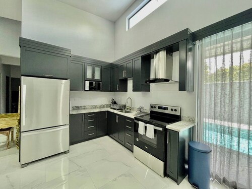 Casamsar Villas:  cozy modern home super close to the beach and amenities