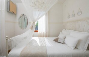 3 Schlafzimmer, Reisekinderbett, kostenloses WLAN, Bettwäsche