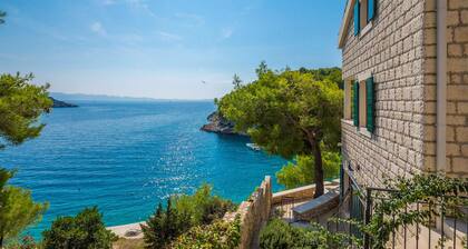 Gemütliches Haus in Milna mit Meerblick
