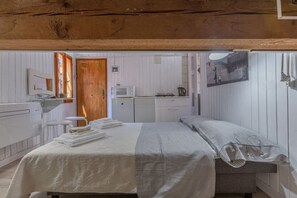 Iron/ironing board, WiFi, bed sheets - GuestHost - Aposa Little House (Bologna)