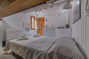 Fer et planche à repasser, Wi-Fi, draps fournis