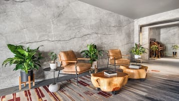 Sala de estar en el lobby