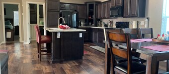 The Driftwood - In the Heart of Page, AZ and Lake Powell