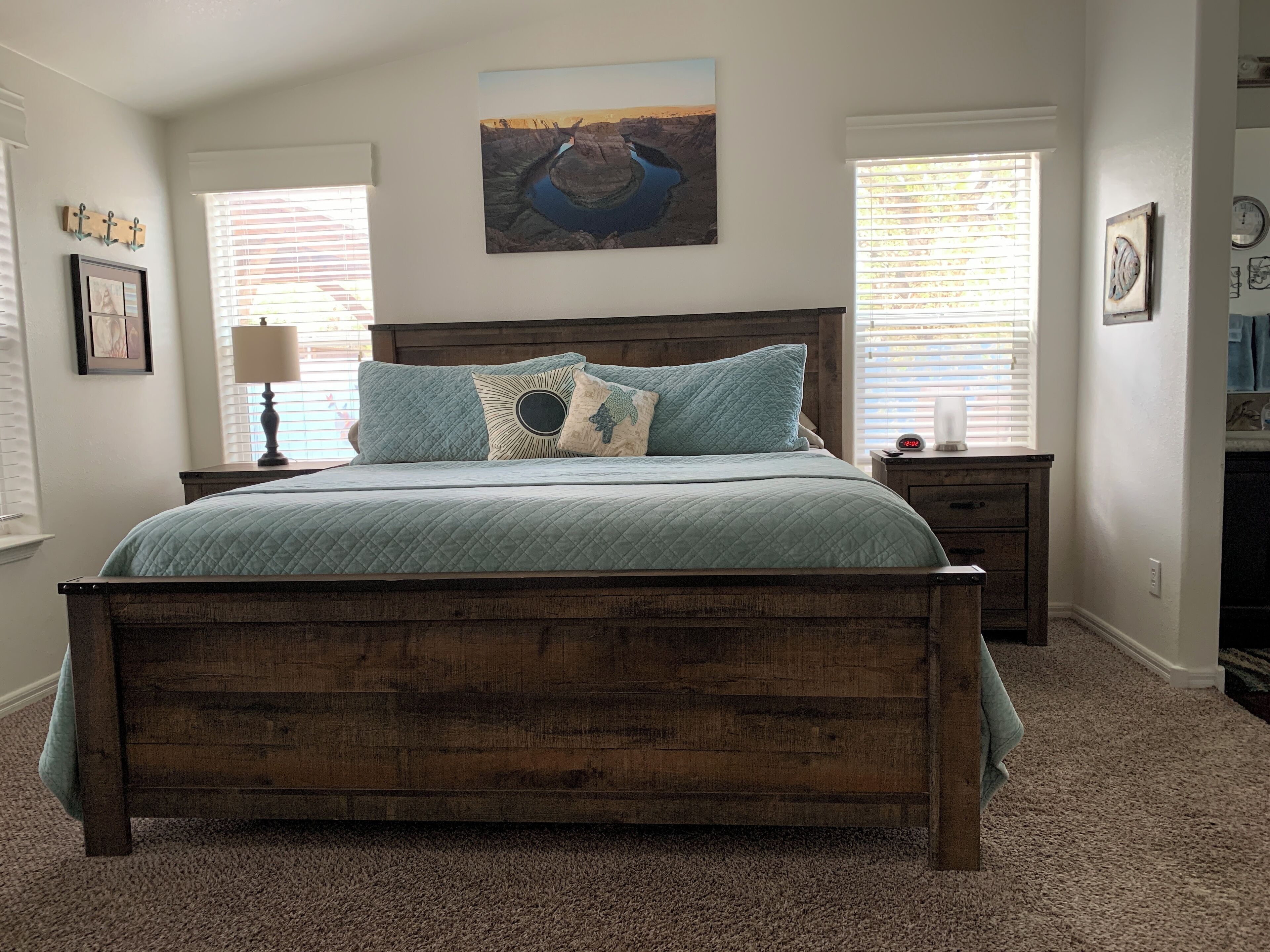 3 bedrooms, iron/ironing board, travel cot, free WiFi