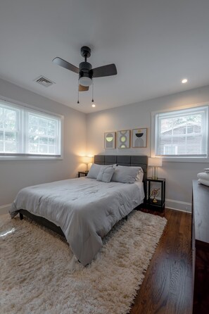 3 Schlafzimmer, Zimmersafe, Bügeleisen/Bügelbrett, Reisekinderbett