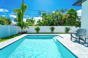 Beheizter Pool
