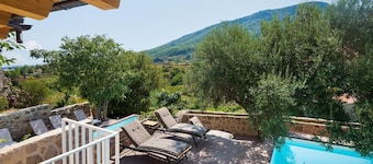 Villa Bea (Dvor Pitve Villa B)