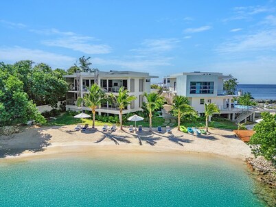 10BR Luxury Villa, Fully Staffed and w/ Chef-STSHA