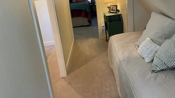2 habitaciones y ropa de cama