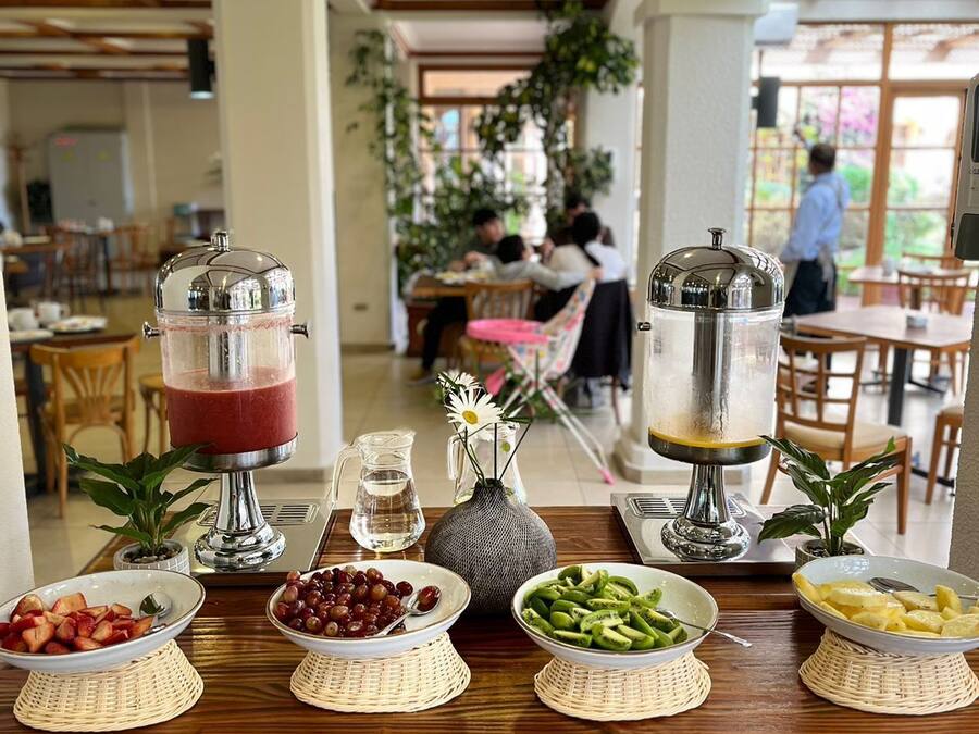 Café da manhã continental grátis todos os dias