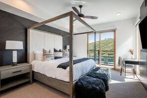 3 bedrooms, desk, iron/ironing board, WiFi