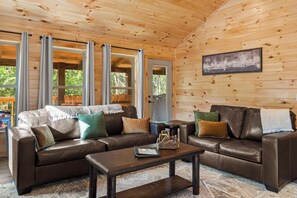 Smart-TV, Kamin, Videospiele