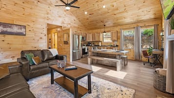 Smart-TV, Kamin, Videospiele