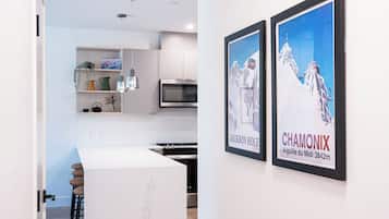 Condo | Private kitchen | Full-sized fridge, microwave, oven, stovetop