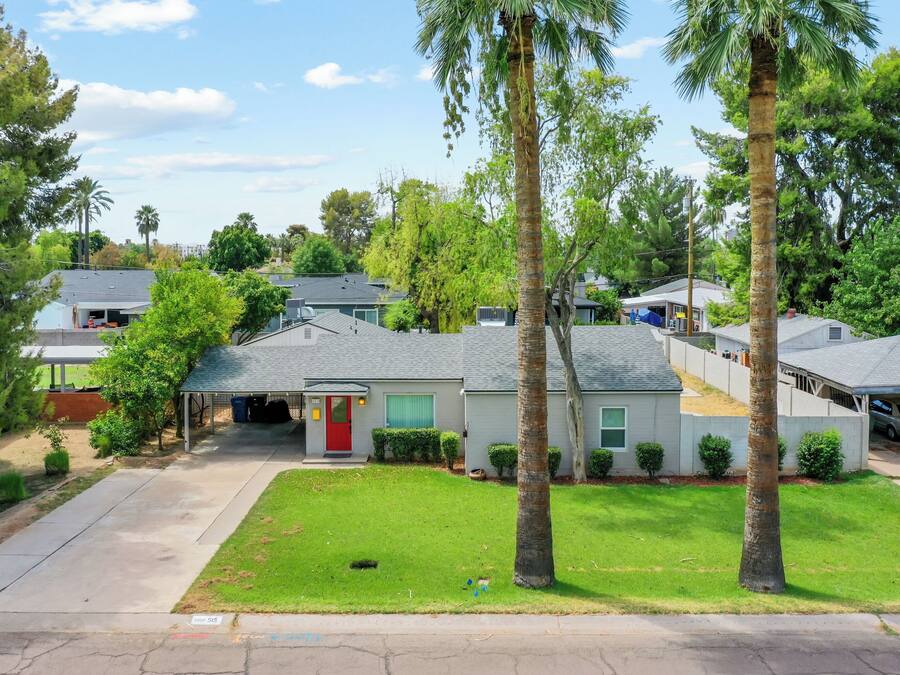 Fachada da propriedade