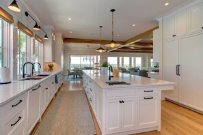Fridge, microwave, oven, stovetop - NEW CUSTOM HOME 620 Ocean Blvd. Now booking!! Pickleball, Bocce Ball, Putting Green, Pool/Spa (Isle Of Palms)