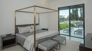 4 bedrooms, internet, bed sheets