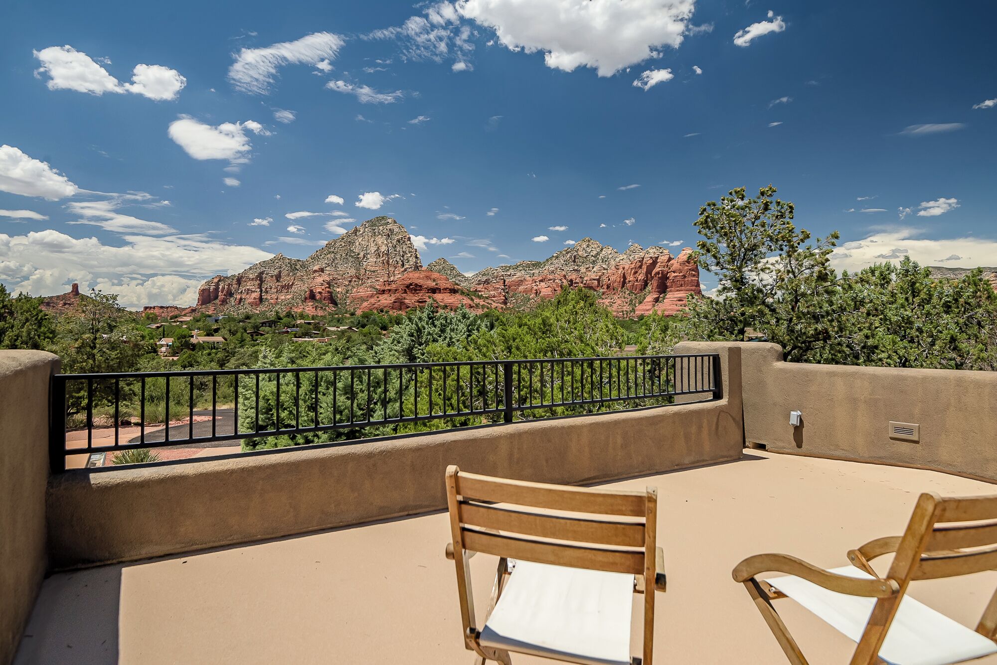Coffee Pot Rock House- Great Views, Well Appointed Home in West Sedona!