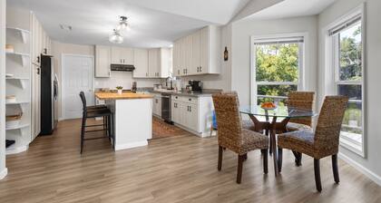 Ocean Springs Waterfront Home with Amazing Views!