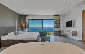 3 chambres, lit parapluie, Wi-Fi gratuit, draps fournis