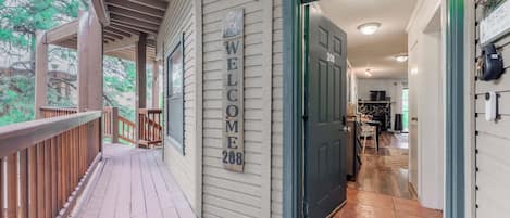 Condo (1 Bedroom) | Servicio de la propiedad