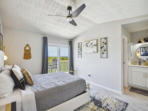 Condo (1 Bedroom) | Property amenity - Bougie Beach Bungalow by Ryson Vacation Rentals (Galveston)