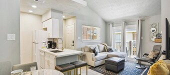 Palms at Cove View 806 - Bougie Beach Bungalow