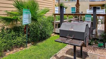 Condo (1 Bedroom) | Servicio de la propiedad