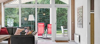 Summer house in beautiful nature in Brunshuse