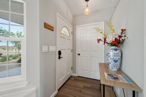 Interior - Newly remodeled 4-bedroom, 3-bathroom home with jacuzzi close to downtown Paso (Paso Robles)