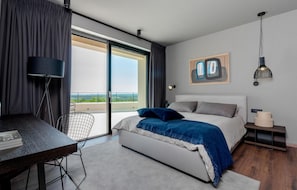 4 dormitorios, cuna de viaje, wifi gratis y ropa de cama