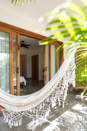 8 slaapkamers, een strijkplank/strijkijzer, wifi, beddengoed