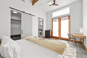 1 Schlafzimmer, Schreibtisch, Bügeleisen/Bügelbrett, kostenloses WLAN