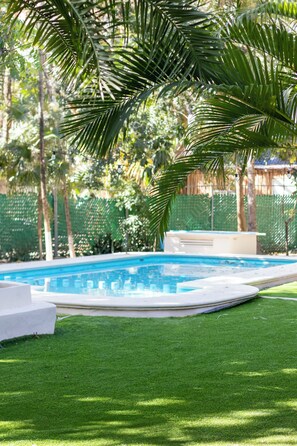 Piscina a l'aire lliure 