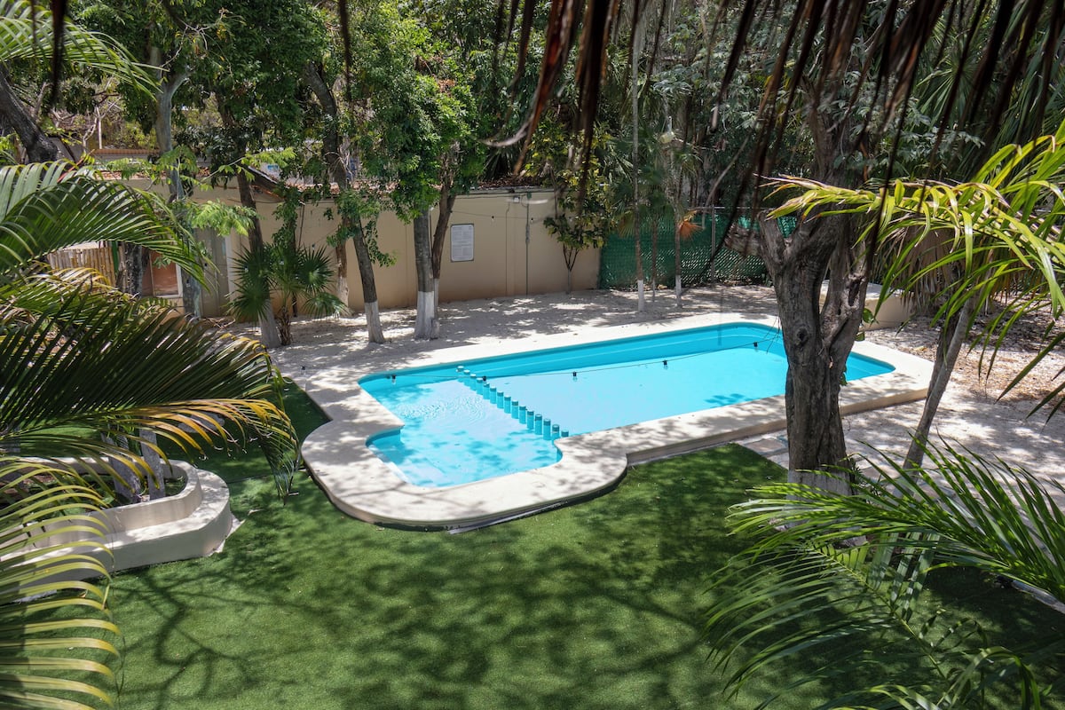 Habitación Familiar con Terraza | Draps en coton égyptien, literie de qualité supérieure