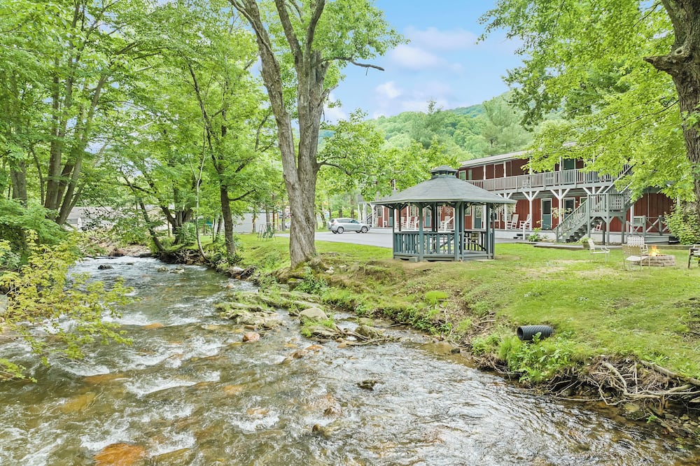 The Valley Inn