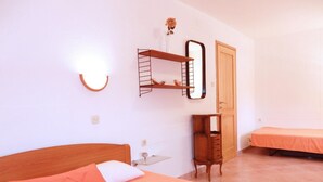 Apartment - Apartments Sam - Central With Pool (Medulin)