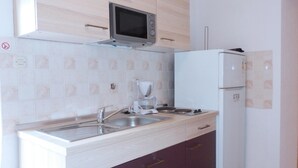 Apartment - Apartments Sam - Central With Pool (Medulin)