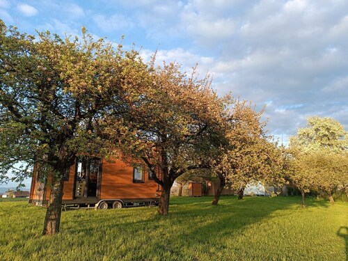 Ferienwohnung "Mobile Tinyhouse By Wolfsberger" mit Bergblick, Gemeinschaftsgarten und WLAN