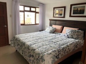 WiFi, bed sheets