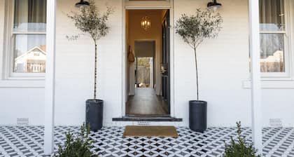 Hazel House is ideally located in a quiet neighbourhood with open fire place