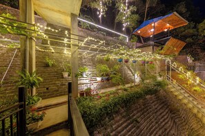 Garden - Cat Ba Xanh Spring Garden Hotel  (Hai Phong)