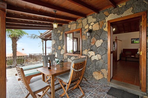 Holiday Home 'Casa Rural Arecida' with Sea View, Wi-Fi and Air Conditioning