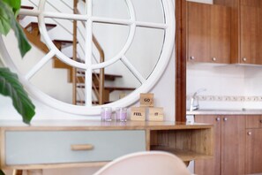 Interior - Vacation Home 'Villa Charlotte' with Mountain View, Shared Pool and Wi-Fi (La Oliva)